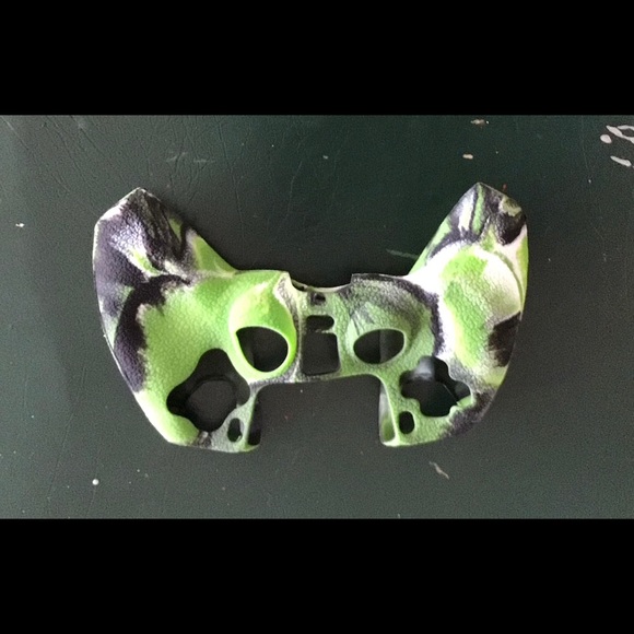 Controller skins for PS5 - Picture 4 of 5